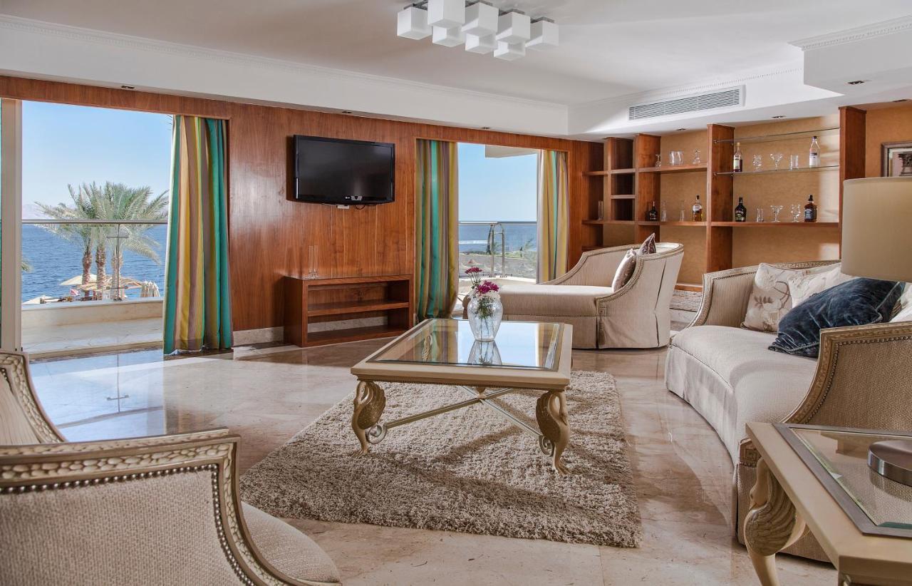 Xperience Sea Breeze Resort Sharm el-Sheikh Exterior foto Suite at the Hilton Tel Aviv