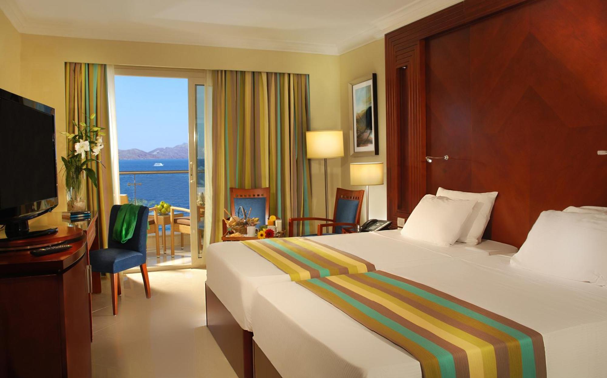 Xperience Sea Breeze Resort Sharm el-Sheikh Exterior foto A room at the hotel