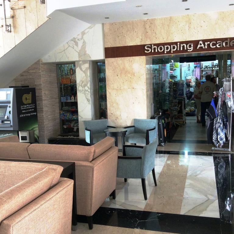 Xperience Sea Breeze Resort Sharm el-Sheikh Exterior foto The shopping arcade